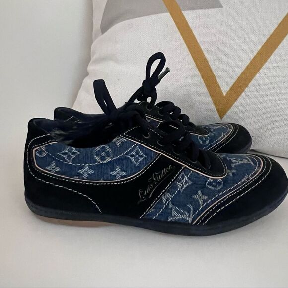 Louis Vuitton Kids Denim Logo Sneakers Size 32 (US 1) - Picture 5 of 10